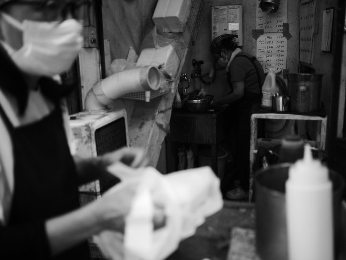 Ygch19X's tweet photo. #monochrome 
#streetphotography 
#photography
#スナップ写真
#街撮り https://t.co/paGGleHxR5