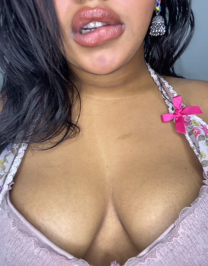 ownrule01's tweet photo. Can u ingonre this🥵 https://t.co/aiE4VE9Eo5