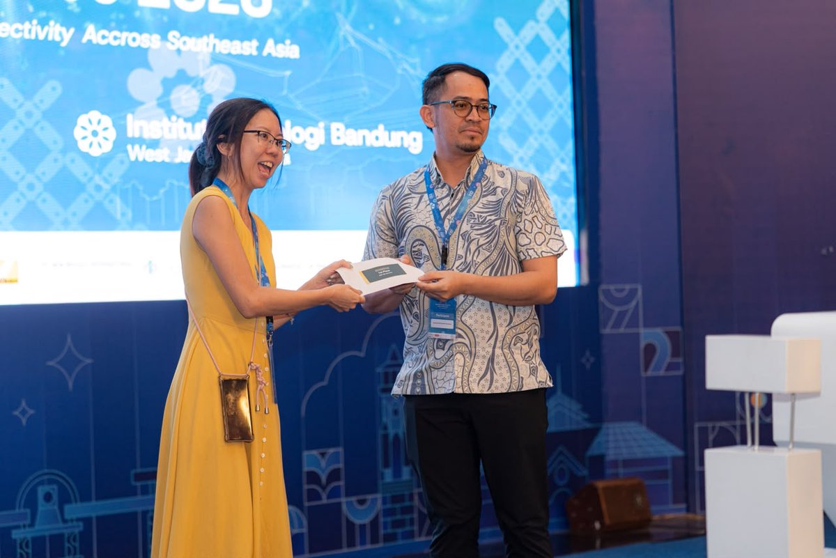 MSUmalaysiaFHLS's tweet photo. Congratulations to our FHLS researcher, Muhammad Danial Che Ramli for being awarded the Best Poster Presenter at iSEA 2026, Institut Teknologi Bandung (ITB), Bandung!👏👏👏
#MSUmalaysia #MSUFHLS #researchMSU #biomedicalscience #neuroscience https://t.co/Ax3bcal62C