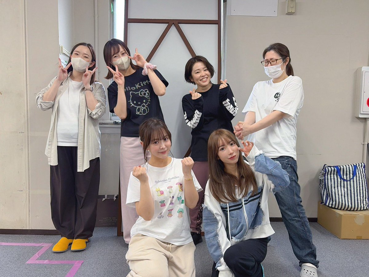 ryuseirhetoric's tweet photo. #聖密2026  #星レト
昨日は「フェニックスの秘密」の稽古！
毎回ラジオ体操から始まるのですが、フェニックスメンバーは稽古開始1分前からスタンバイしてやる気満々😆
そのやる気は作品に形として現れていて、もう今本番でも芝居は自信を持ってお届けできます！

応援の予約をお待ちしています！✨ https://t.co/zzU3vz6u37