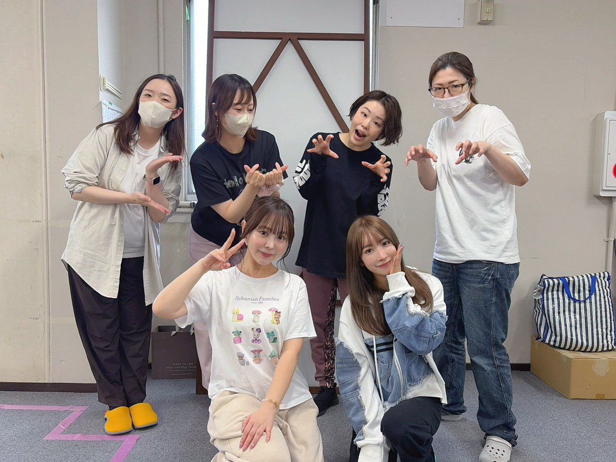 ryuseirhetoric's tweet photo. #聖密2026  #星レト
昨日は「フェニックスの秘密」の稽古！
毎回ラジオ体操から始まるのですが、フェニックスメンバーは稽古開始1分前からスタンバイしてやる気満々😆
そのやる気は作品に形として現れていて、もう今本番でも芝居は自信を持ってお届けできます！

応援の予約をお待ちしています！✨ https://t.co/zzU3vz6u37