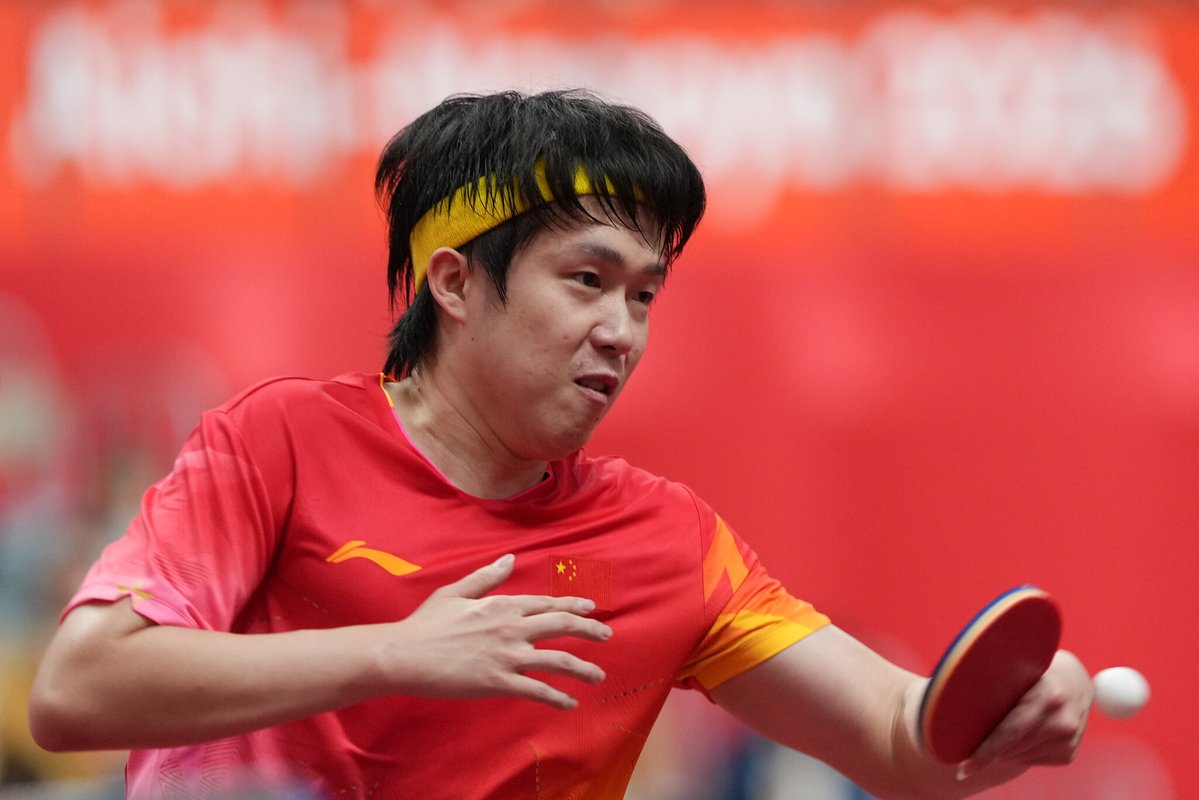 SoyCalebTJ's tweet photo. He reached three finals at the Asian Games and lost all three. Days later, Peacebird made him its global face anyway.

Wang Chuqin, world No. 4 in table tennis, is now the top-tier ambassador for one of China's biggest fashion brands, launched for its 30th anniversary. Store displays and big screens went up within hours.

That's the thing Americans miss about Chinese sports marketing. Brands aren't buying one result. They're buying year-round attention and a fan base that shows up no matter what. He's already a Li-Ning endorser and a Louis Vuitton brand ambassador.

In the US, a rough tournament can cool an athlete's market fast. In China, a ping-pong star's value is built more like a pop idol's.

Would a US brand sign an athlete right after three straight final losses?