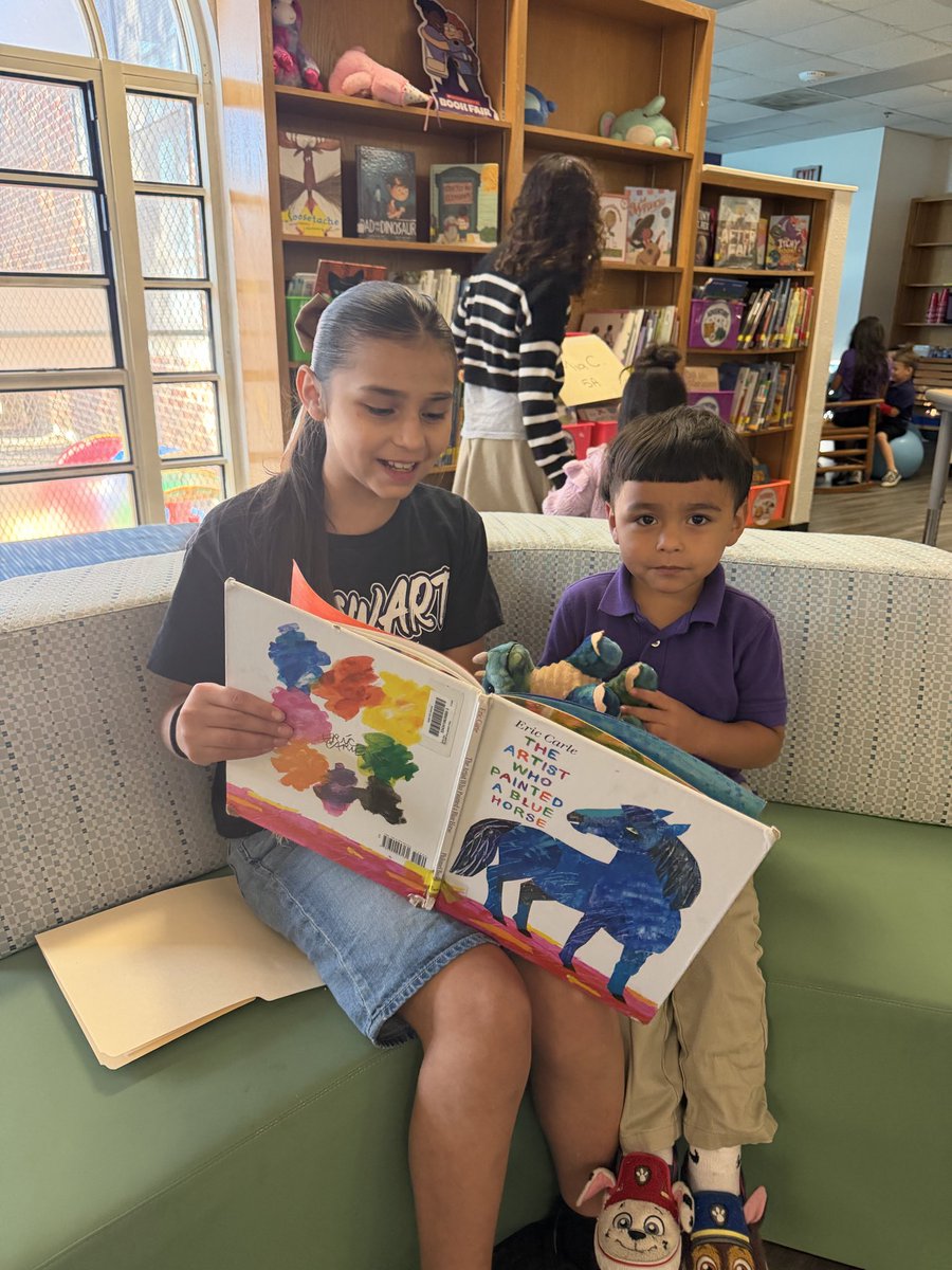 CowartLibrary's tweet photo. Started up the Reading Buddies club this year with 5th graders and our first session was so great! Each student got to invite a student of their choice and then we invited a kindergarten class in as well! 🥹❤️ Love creating these moments with students! @DISD_Libraries @CowartDISD https://t.co/4g6Efnpwte