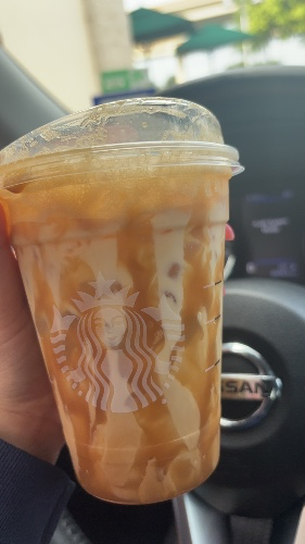 cherrydazeeee's tweet photo. Double gift! I just received coffee send from Anonymous via Throne. Thank you! https://t.co/ooDjPrJxto #Wishlist #Throne https://t.co/8KEpCEKrML