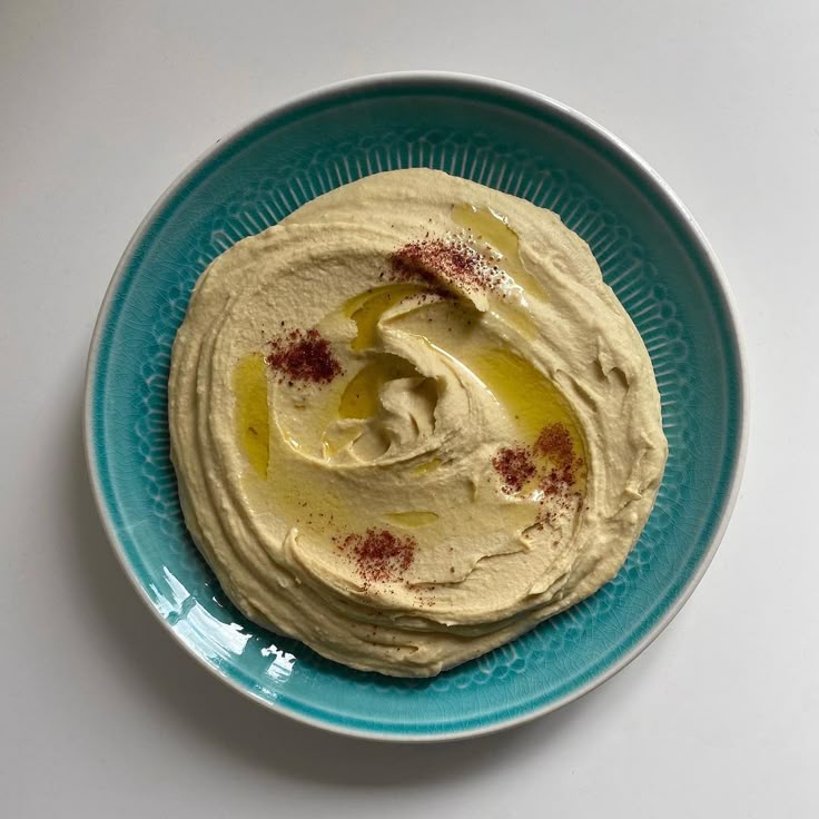 tinymiva's tweet photo. which do u guys like more ?

         baba ghanouj                 or               hummus https://t.co/bdILsG4Vrq