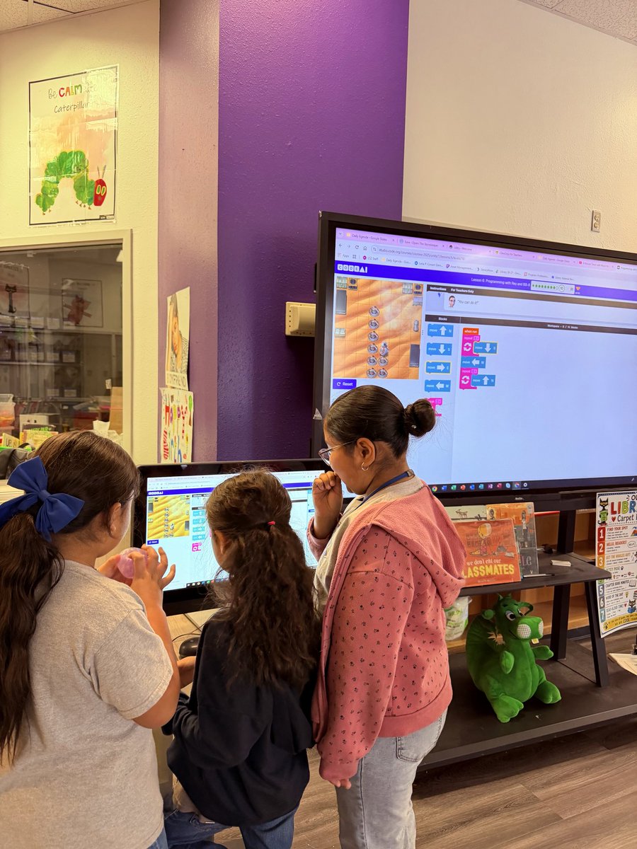 CowartLibrary's tweet photo. Third grade coding club AKA Women in STEM because it’s just us girlies in there ��🏼 Going to be learning right alongside them this year 😂 @CowartDISD @DISD_Libraries https://t.co/AQbVI6vRyg
