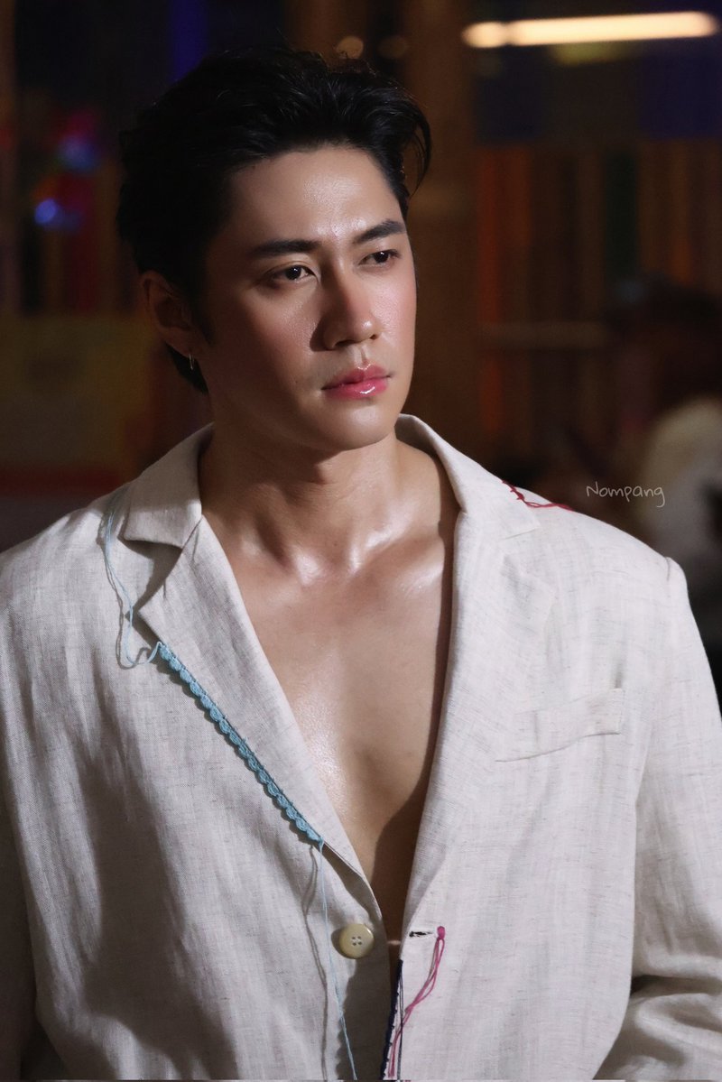 noknoyJf's tweet photo. @TheMallThailand พ���่พระเอกนายแบบคนนี้เลยค่ะ แจม รชตะ
#แจมรชตะ https://t.co/dpi6yZHJ5Z