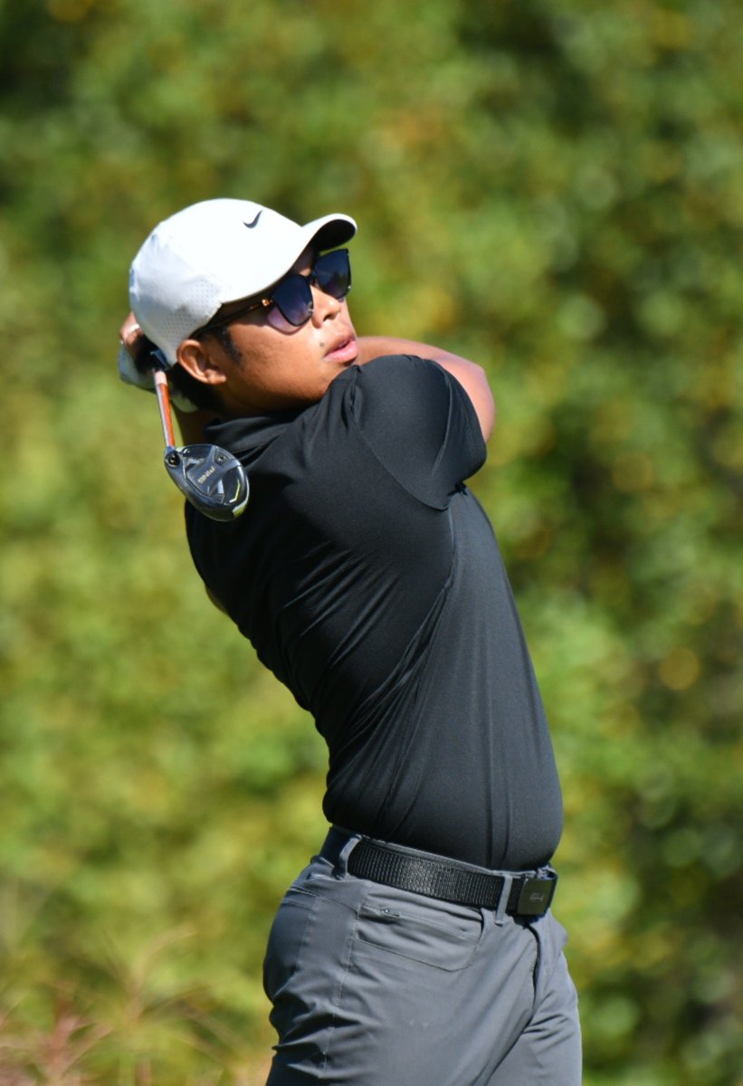 UMESHawkGolf's tweet photo. โณ๏ธBouncing back in round twoโณ๏ธ
The Hawks opened the Maryland Testudo Cup with a 1st round team score of 312 before bouncing back in with 287 - a new 18-hole school record.
Every UMES player improved from round 1 to round 2.
#HawkPride I #SoarAboveandBeyond | #HBCUMade https://t.co/rzNlpncA9v