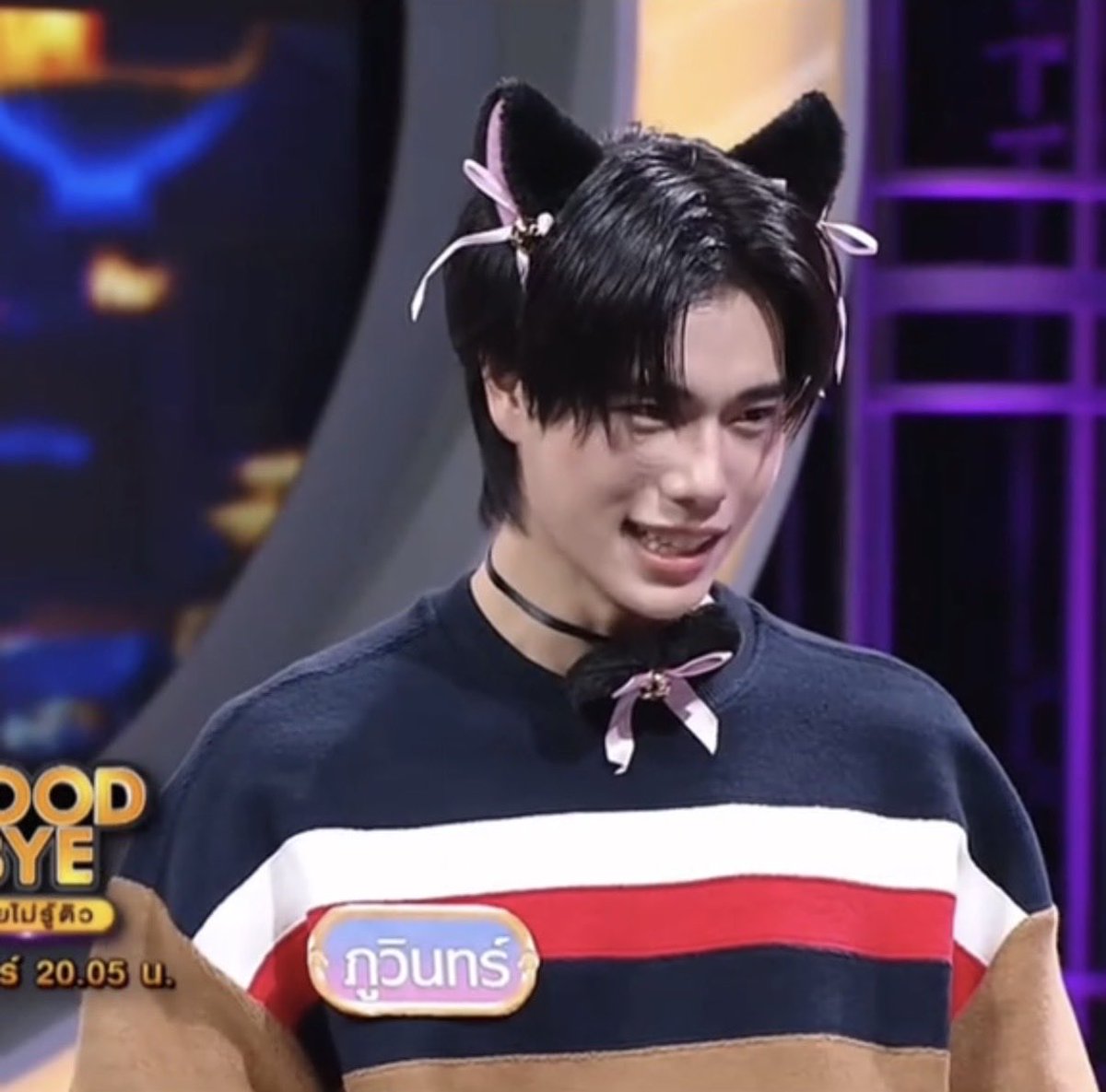 Mmclee12's tweet photo. คุยภาษาแมว ม้าวว🐱 https://t.co/Z8tQiDOEZp