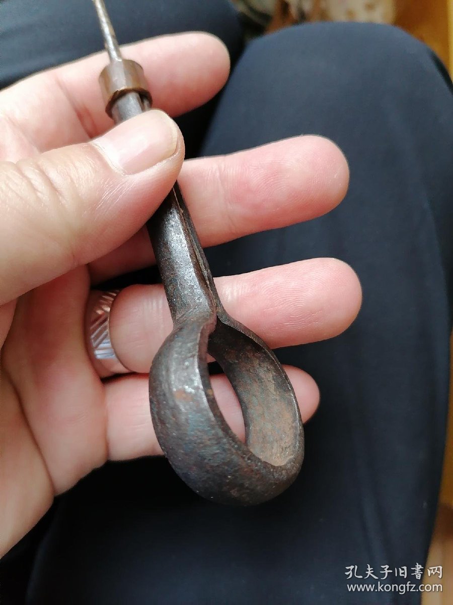 BoldMemoirspui's tweet photo. Recently found a rusty awl in an old script—total vibe of past crafts. https://t.co/XsXAU4G2xD