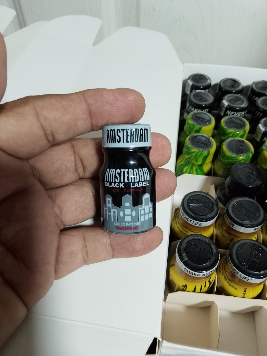 FelixOragon's tweet photo. Delivery ordered poppers aroma oil essentials to Manuela subdivision las pinas https://t.co/rr7ovvkKNk