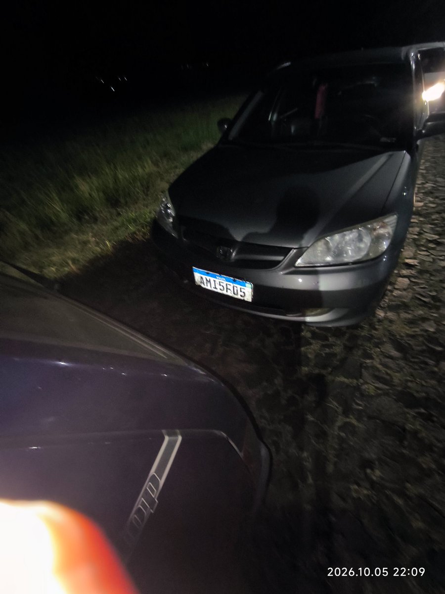 sullyvan20silva's tweet photo. Sim, estacionar de modo a impedir a movimentação ou a saída de outro veículo é infração de trânsito.
O que diz a lei
• Enquadramento: Artigo 181, inciso X, do Código de Trânsito Brasileiro (CTB).
• Gravidade: Infração média. #Denuncia #transito #ibaiti https://t.co/eJJ5WLKXYb