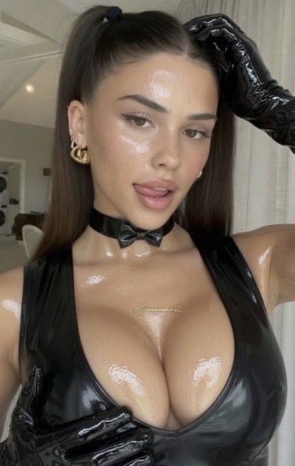 Cddgcd2cf's tweet photo. Come on guys ill answer everyone Whoever wants to Battle dm me or comment you can make up Rules cheat do anything you want cause im Pathetic #wankbattle #wankchat https://t.co/mMCQDVNuzb
