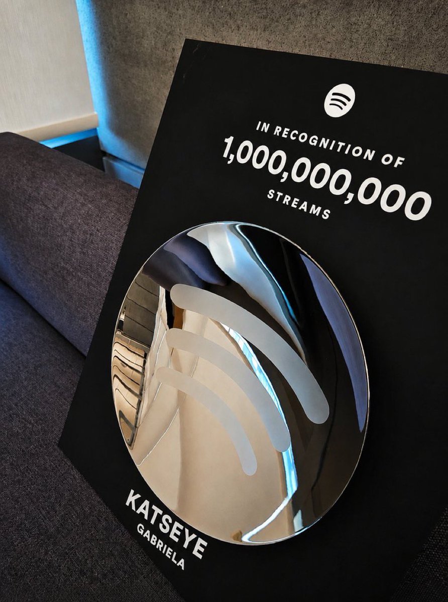 runskindeep10's tweet photo. Gabriela 1B soon and the katseye girls millionaires for sure this year. 5-7M revenue each by all conservative estimates… we gotta appreciate our wins too💋 https://t.co/nlpWLzlYfo