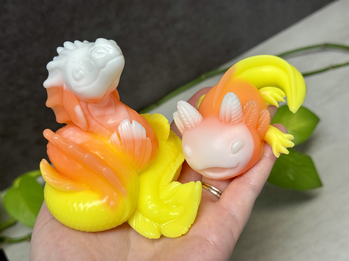 AlchemistEchid's tweet photo. More candy corn pals 🎃
New toys drop next Friday, 9/16! https://t.co/5r4IKGmsnE
