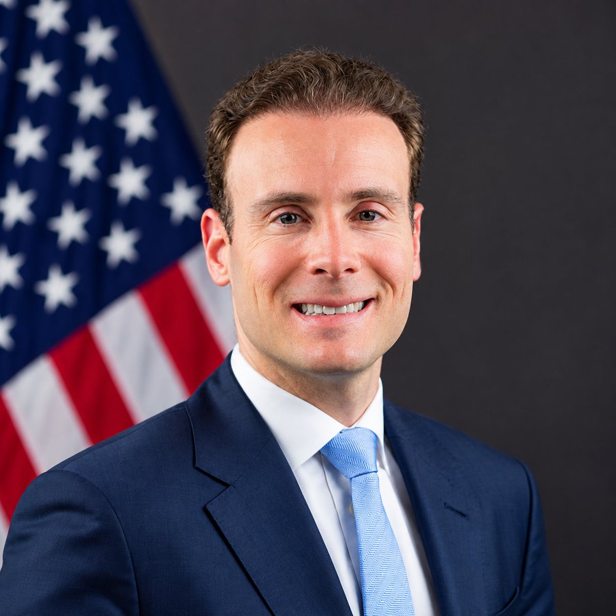 CryptoKamikazeX's tweet photo. 🚨 CFTC Chair Michael Selig is moving forward with a new framework for crypto platforms offering leverage and margin trading.

The goal is simple: clear federal rules instead of regulatory uncertainty.

The U.S. clearly doesn’t want crypto innovation to move elsewhere. https://t.co/Ahk0egR4Wv