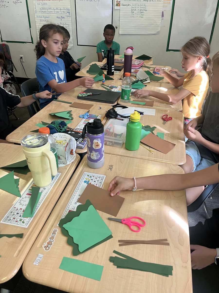 clstward1's tweet photo. Listening to directions @EPIC_academics #4thgrade 4pieces of paper, cutting rectangles, waves & an oval. Had them cut extra shapes/pieces to throw them off. They didn’t kno these were 🎃s until we glued the wavy stem on! 💗 @gcc_jsample #GCC_Charters https://t.co/Nj5BDlXoh8