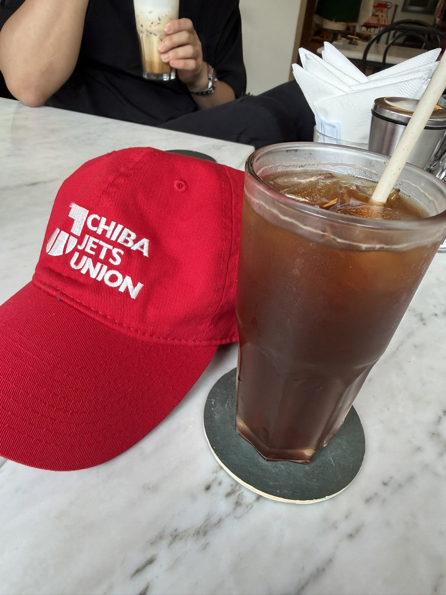 yoshida_parente's tweet photo. またまた「#LUSINE」へ
今回のホーチミンモーニングはほぼここ
サイゴン名物「#コムタン」もカフェ飯になるんだな。
#コンタクト社長
#WAVE
#ホーチミン
#カフェ https://t.co/H34YMr7oZ4