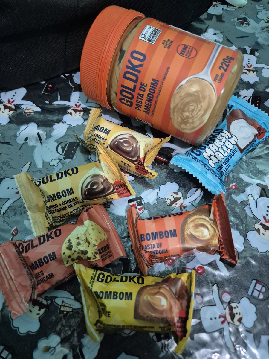 AsamaraTrai's tweet photo. Acabei de experimentar o meu primeiro Goldko! @chantalgoldko Hi Bestie! Provei a pasta de amendoin e me apaixonei! Fui na unidade do shopping patio paulista e pena que não tinha os bilhetinhos para te deixar recadinhos
Mas, saiba que ganhou uma nova consumidora! 💙🤏🏼 https://t.co/0YotuYQDgS