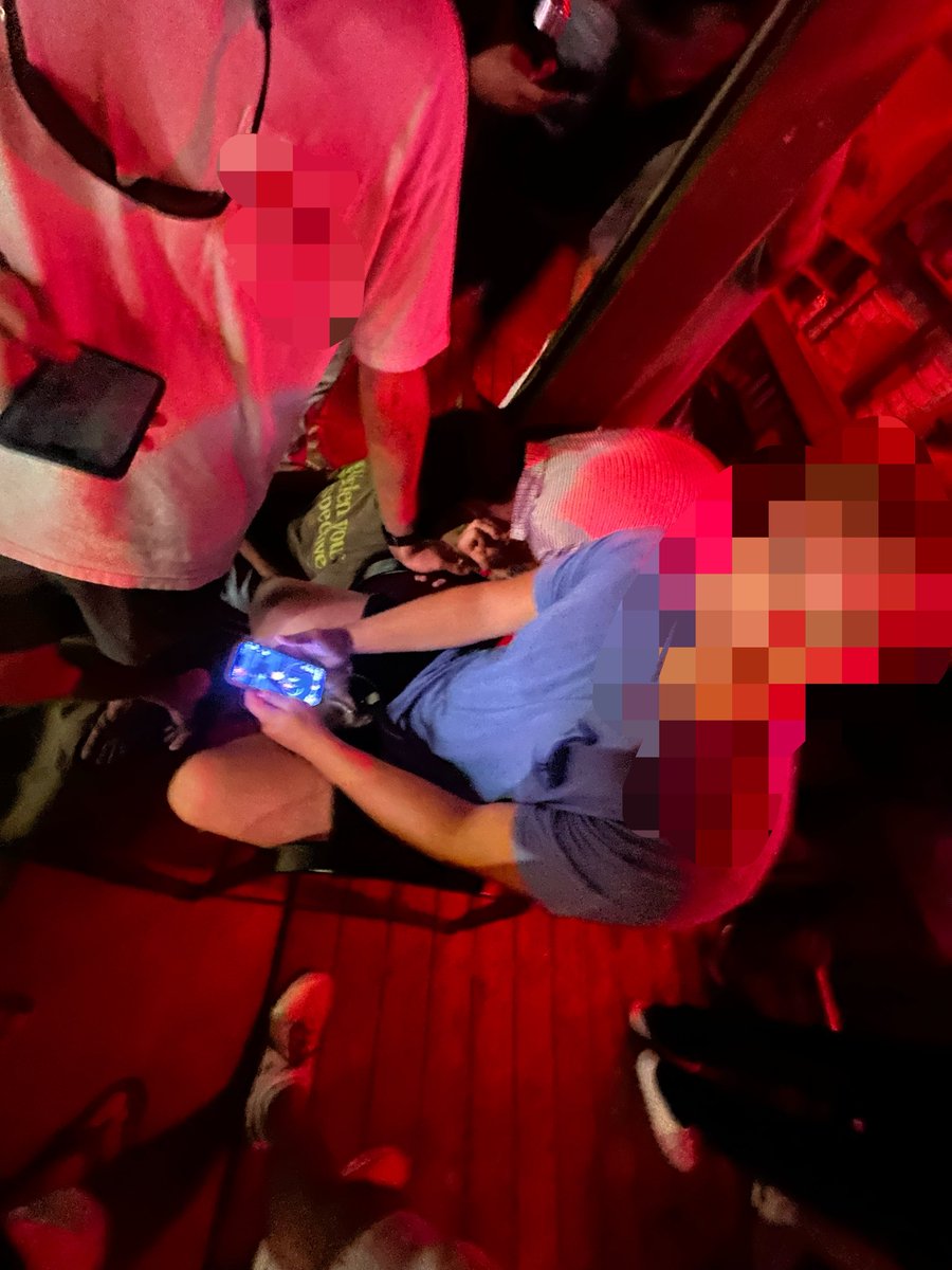 JeremyHatsworth's tweet photo. Pokemon go at the bar #expand? https://t.co/MX0ekM4yOG