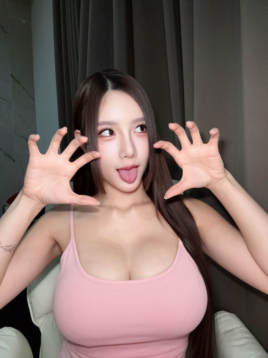 jessamaydeane's tweet photo. วาสนาใครหนอจะได้เป็นแฟนเรา😛 https://t.co/LVdGffEBsf