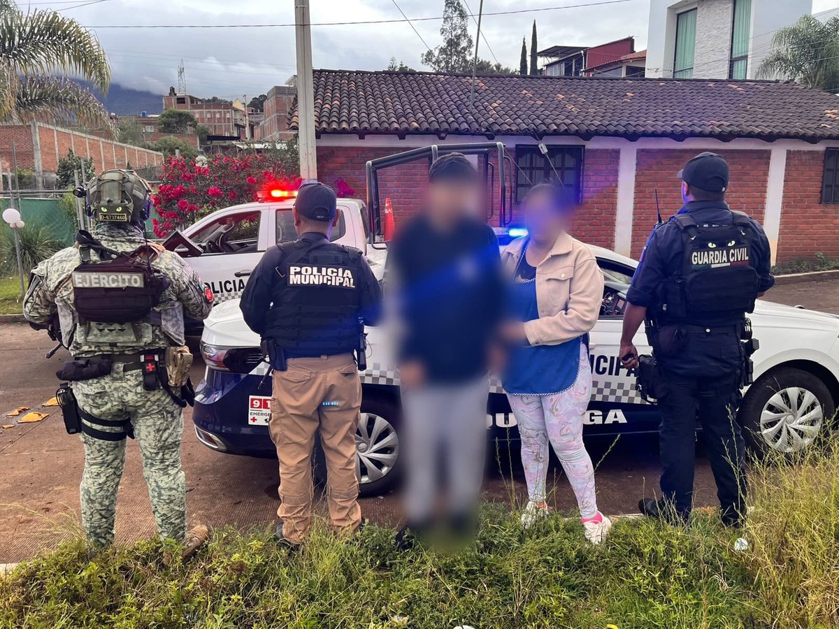 SSeguridad_Mich's tweet photo. 🚔 En las últimas 24 horas, la #GuardiaCivil frustra 4 secuestros virtuales y evita el pago de 2.5 millones de pesos, durante acciones efectuadas en los municipios de Morelia, Uruapan, Paracho y Quiroga.
🚔 Ante una llamada amenazante: CUELGA, VERIFICA Y MARCA 089. #TeCuidamos https://t.co/uvmT3XY1ls