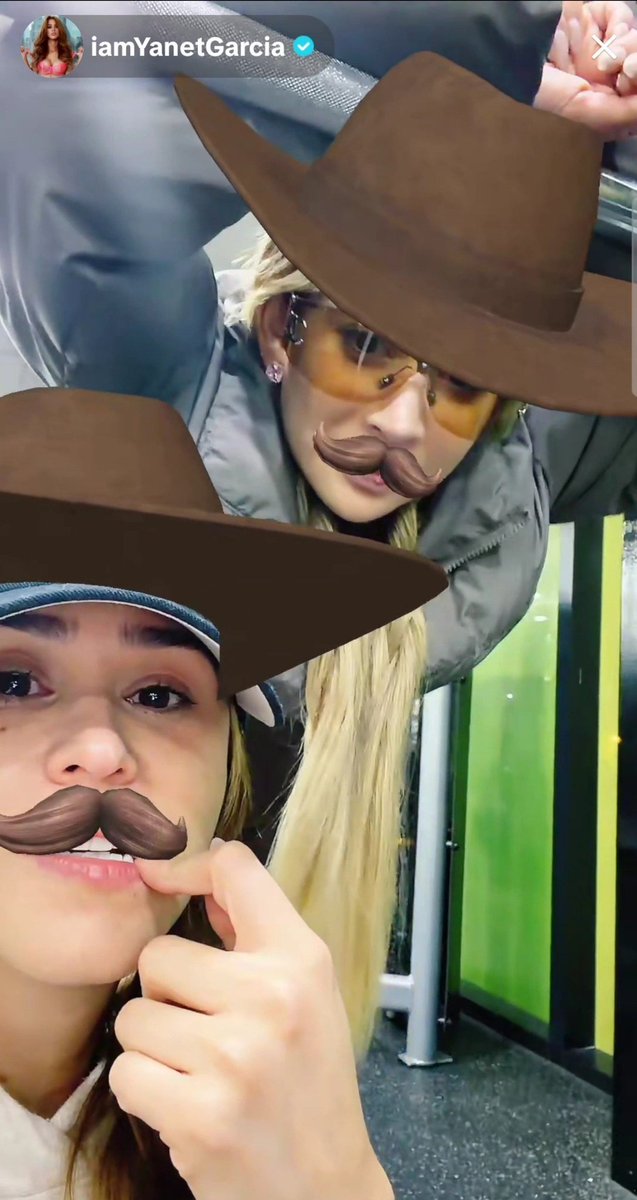 soff_brianet1's tweet photo. Ay que cambiados se ven Yaneto y Brandon 😏💗
MIS VERDADEROS GALANAZOS 🫣😮💨
#Brianet
#YanetGarcía
#BriandaDeyanara https://t.co/AHTBDaxu1P