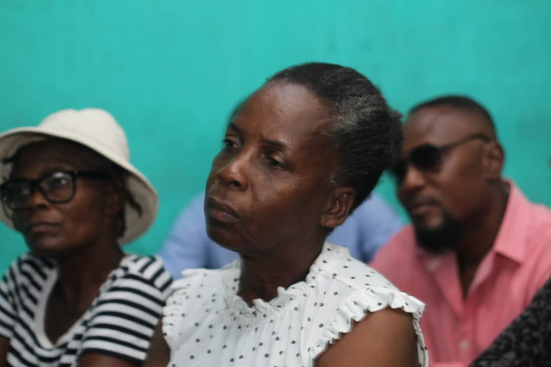 extrainfo509's tweet photo. Ce dimanche, la Coordination départementale de l’Ouest de l’ASE a organisé une séance de formation sur le cancer du sein à Delmas 31. Plus d’une vingtaine de participants et de représentants d’ONG y ont pris part pour échanger et se sensibiliser davantage sur cette maladie.#EIH https://t.co/FtZbpN7jPq