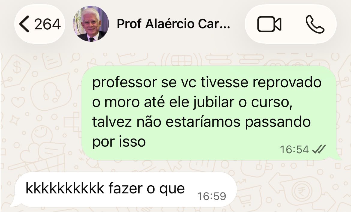 sw3et_beauty's tweet photo. isso é direito uem https://t.co/jX53TeIBxu