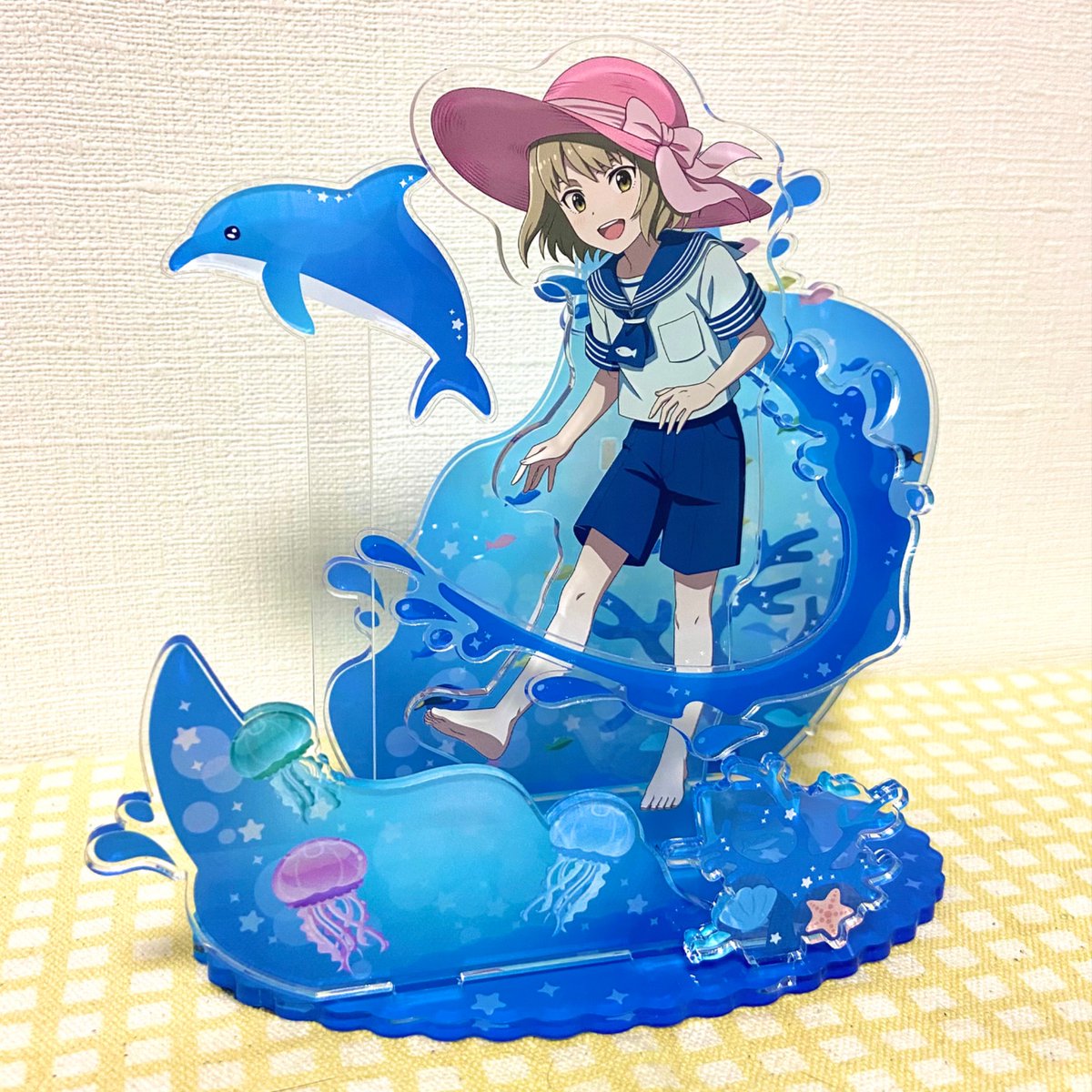 7narsan7's tweet photo. コロクリのリメショアクスタ用かな？と思ってFUKUYAのアクリルジオラマ買ってみだけどやっぱりコロクリのリメショアクスタ用だったみたい https://t.co/EH9JTOn7bA