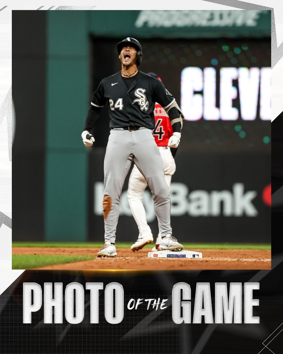 whitesox's tweet photo. Repost if you can hear this photo 🙂‍↕️ https://t.co/Jp0JChza3Q