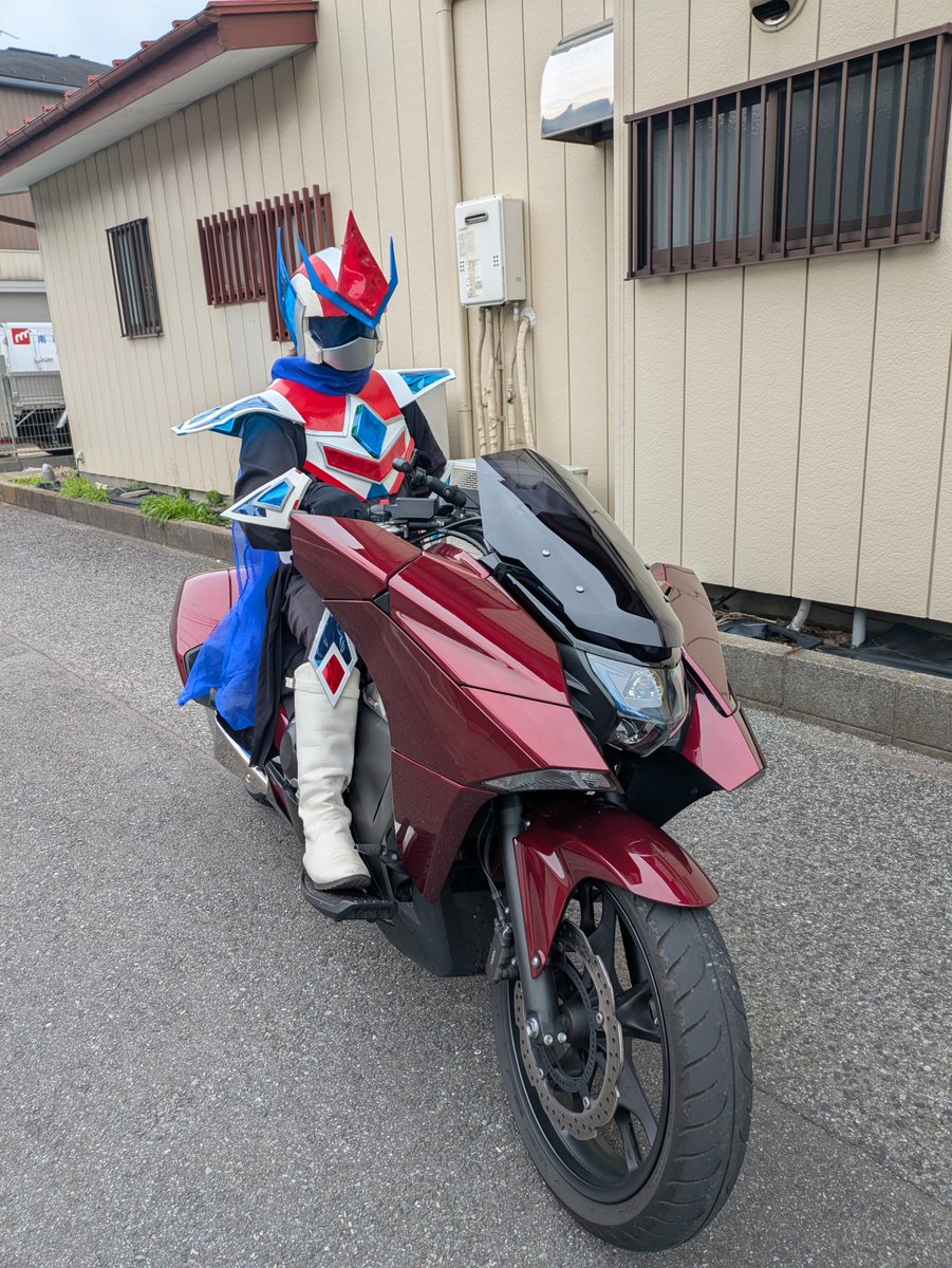 nmpumo's tweet photo. 少し暑さを感じる気温ですね😊

10月11日日曜日に
松戸のヒーロー
〝ヴォルスレイバー〟11:00〜16:00と
謎のロボアーマー
〝レッキス〟11:00〜14:00
がお店にやってきます🦸🤖
晴れると嬉しいなぁ☀😆🙏

今日も
11:00〜14:00
16:00〜19:00
まで元気に開店します🍛

もつ煮は無いです😭🐷🥚 https://t.co/3ioaqodfER