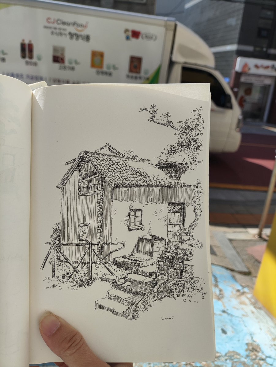 looiartt's tweet photo. コツコツと、絵の練習記録
#線画 #アナログイラスト #イラスト
#絵描きさんと繋がりたい #スケッチ #ペン画 #inksketch #drawing #arty https://t.co/0I0pka5srT