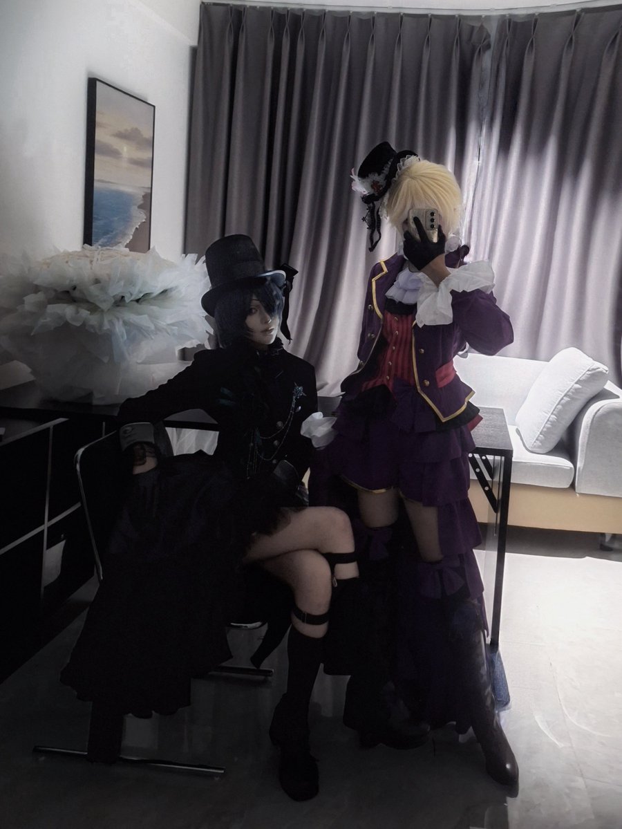 gobrokeee's tweet photo. #黒執事コスプレ https://t.co/NXJiFuSdwB