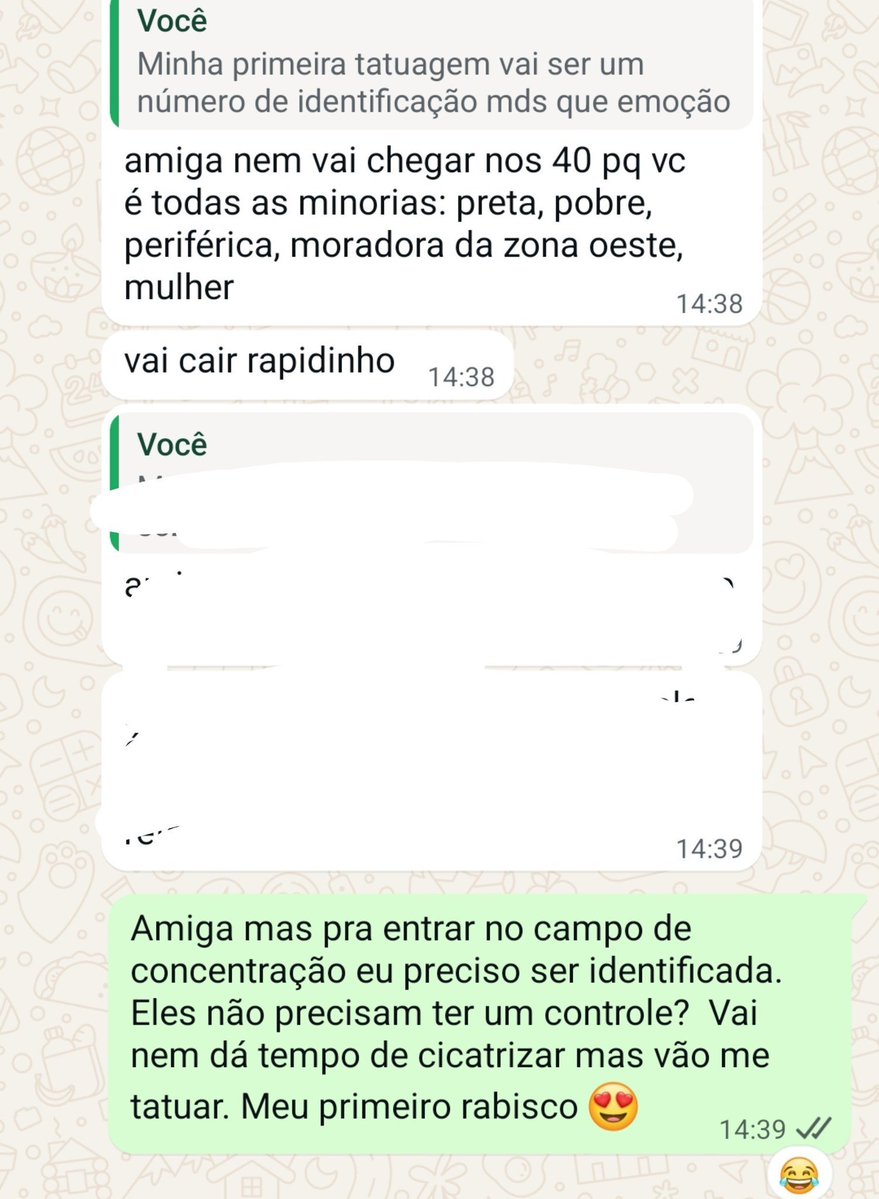 jubritosl's tweet photo. No meu grupo já estamos todas ansiosas pra ganhar flash tattoo no campo de concentração 😍 https://t.co/4pWMGUv2sM