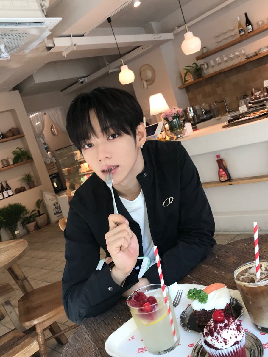 kofijl's tweet photo. #tuesdaydate w pookie https://t.co/ZdxRT0uFbM
