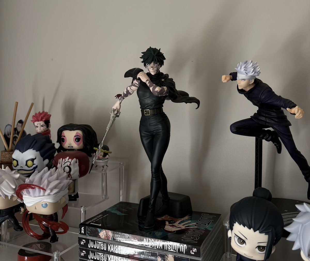 gojoswhimsy's tweet photo. maki figure just added to my collection ♡ https://t.co/JE8pzUbqUS