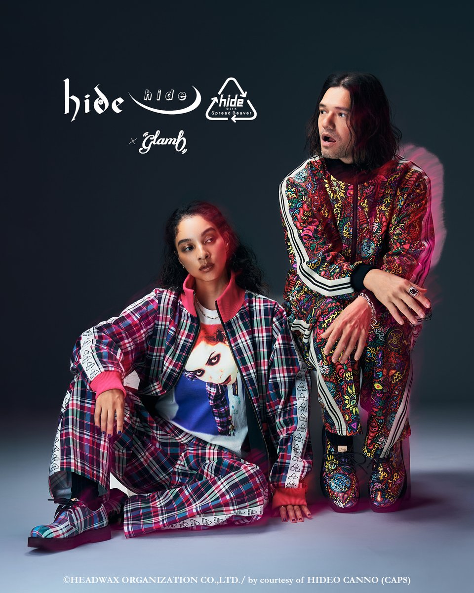 hideofficial_20's tweet photo. 【hide × glamb】
／
数量限定で再販売決定！
10月7日(水)18:00より販売スタート📣
＼

多くの反響をいただいた第4弾コラボレーションアイテムを数量限定で再販売決定！

hideが手にしたギターや衣装、そして貴重なアーカイブフォトをglambが現在進行形のストリートスタイルに掛け合わせたスペシャルアイテム👍

明日10月7日(水)18:00より販売開始いたします。

数量限定となりますので、前回ご購入いただけなかった方はこの機会をぜひお見逃しなく👀✨

🔽ご購入はこちら
https://t.co/QK54h4qsje

#hide
#glamb