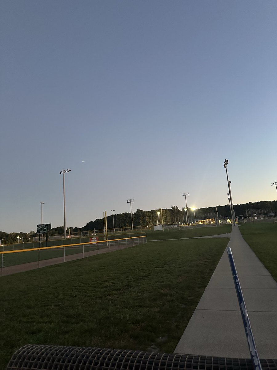 MeijerSprtCompl's tweet photo. Monday night happenings 
@AQBaseball playing tonight at the complex and @SCORSOCCER under the lights! https://t.co/vRc7Rk0xlH