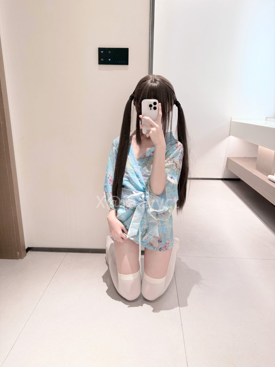 faayyct's tweet photo. 我现在想成为一个破了洞的套，整体活着没什么意义，但能随机毁掉三个人的生活 https://t.co/Jx4L4a9bKd