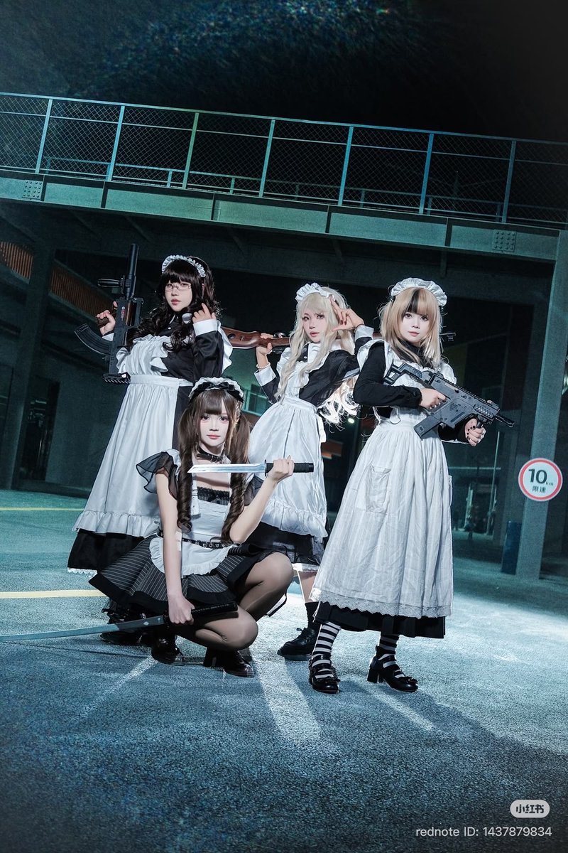 Minami_Fleur_'s tweet photo. まだ予約始まってないのですが、10月31日のハロウィン仮装🙆‍♀️撮影フルエントリーしてます🎃🎃
コスプレはいくつか用意しようかなぁと思っています！今のところデスノートのミサミサ、殺し屋っぽいメイドを用意する予定！リクエストも持ち込みも大丈夫なので、来て下さる方は早めにDMしてください💕 https://t.co/KurfsViyV5