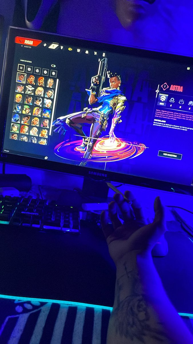 _httsam's tweet photo. Chuva, jogos e…. 👾 https://t.co/cYJcPE9kPN