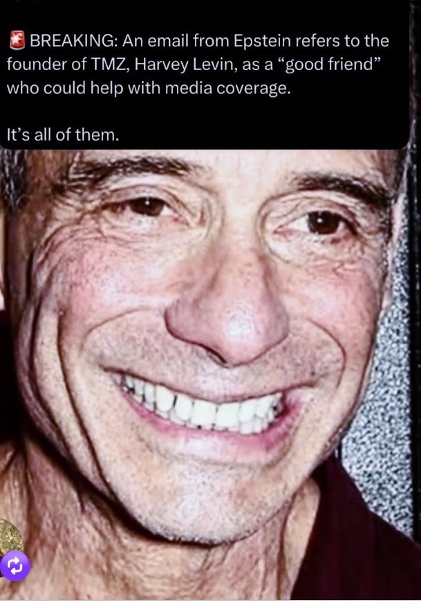 ILAmerikaner's tweet photo. @TMZ https://t.co/L59r5eSujS