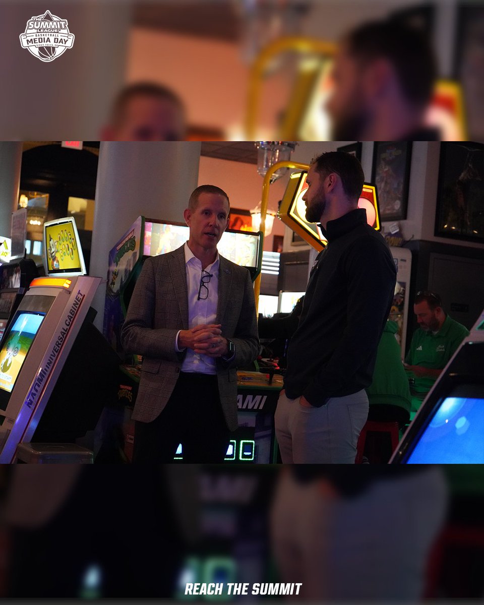 SummitHoops's tweet photo. MEDIA DAY: COMPLETE 🎥
ARCADE MODE: ACTIVATED 👾🕹️

A little fun to end Day 1 of media day!

#ReachTheSummit x #SummitWBB x #SummitMBB https://t.co/KqAjd0NvJS