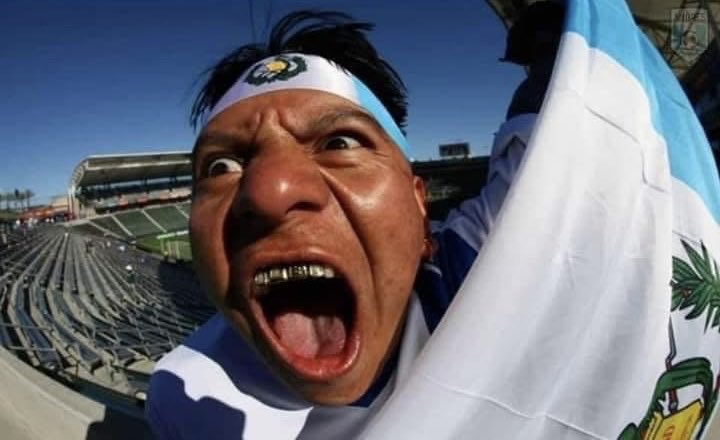ferdleonx's tweet photo. Yo gritando el gol de Guatemala https://t.co/tUDKKWEgxM