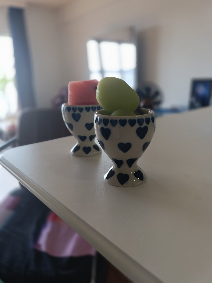 monopri1's tweet photo. fruits in エッグスタンド🥭 https://t.co/O5b3sCnHRp