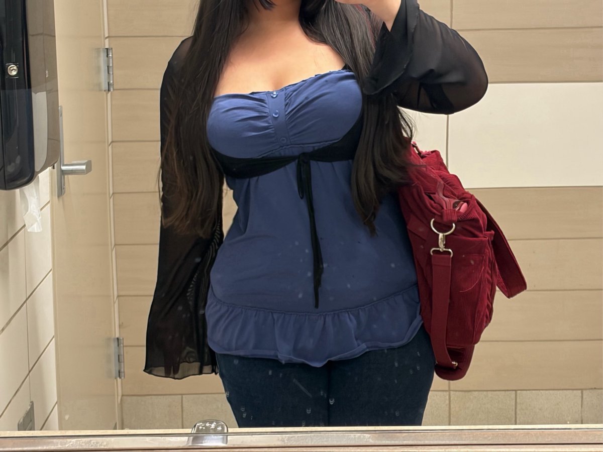 veralette's tweet photo. outfit from today :P https://t.co/y8BXuG00Qw