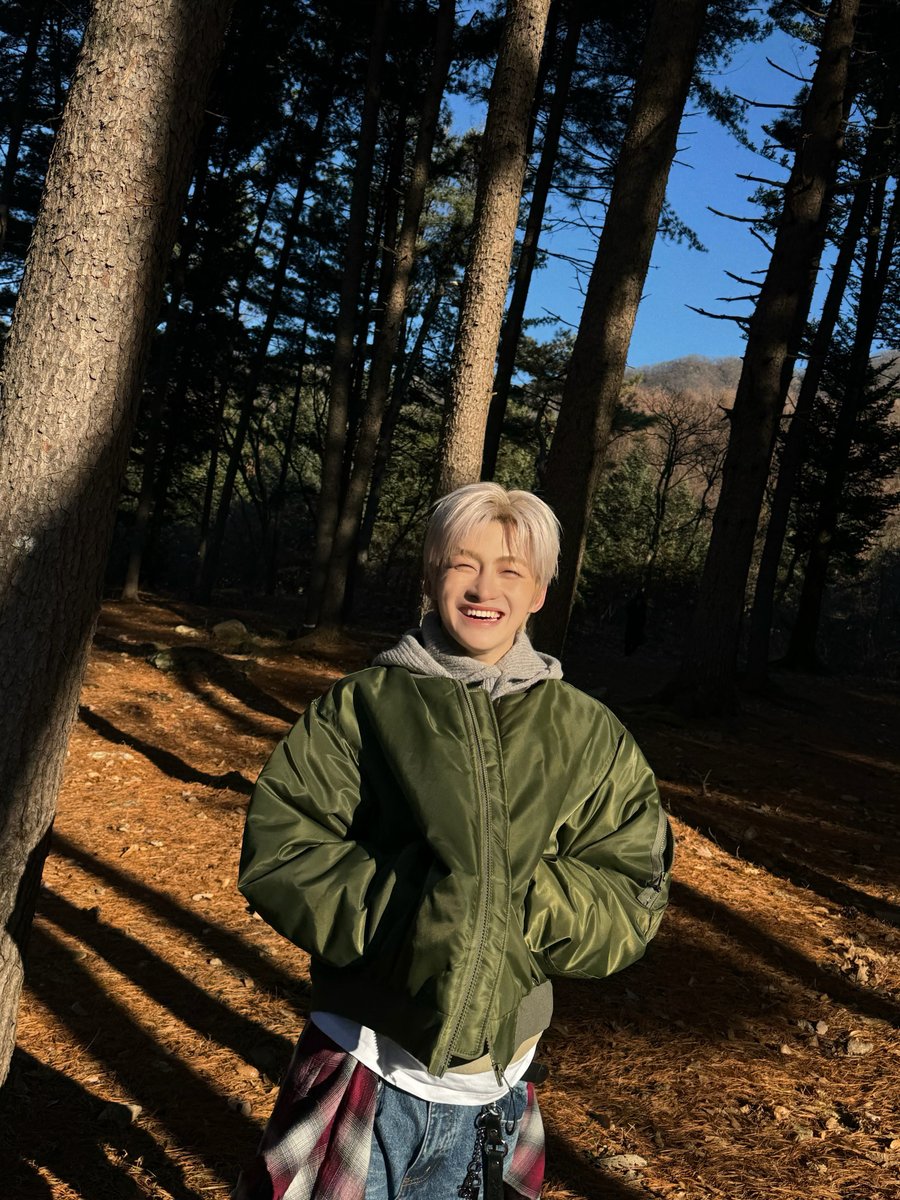 rehaep's tweet photo. 상대방을 바라보는 모습이 이정도로 다른거 왜이리웃김
연상한테 연하는 햇살연하, 연하한테 연상은 멋진우리형♡ https://t.co/nOMHUjFnVr