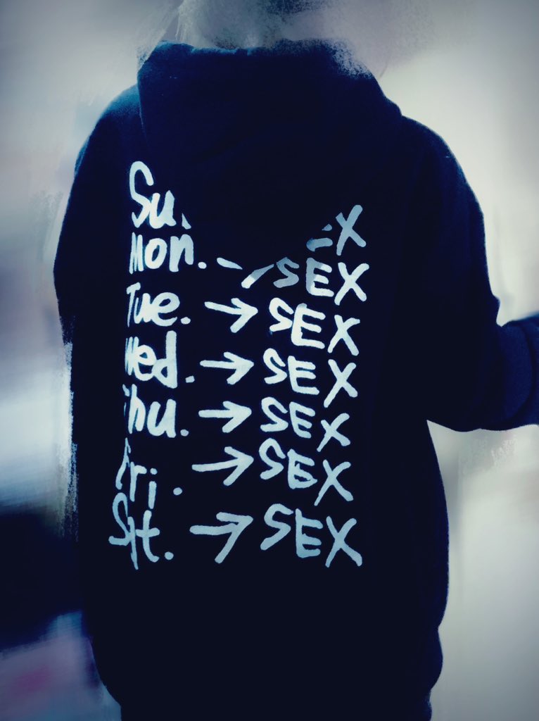 Kuromi404NF tweet picture