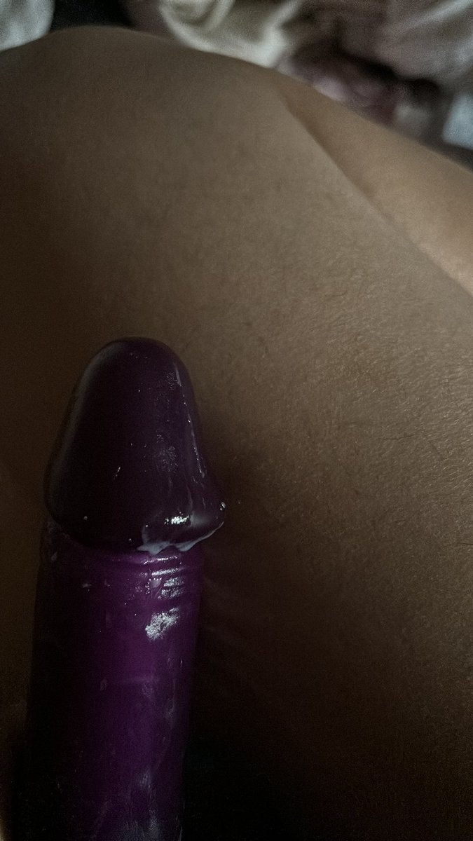 KerisaIden's tweet photo. tired of using this, need the real thing🥲
#nsfw #nsfwtwt #solo #latina #bbc #asian https://t.co/MPZFfiacjp